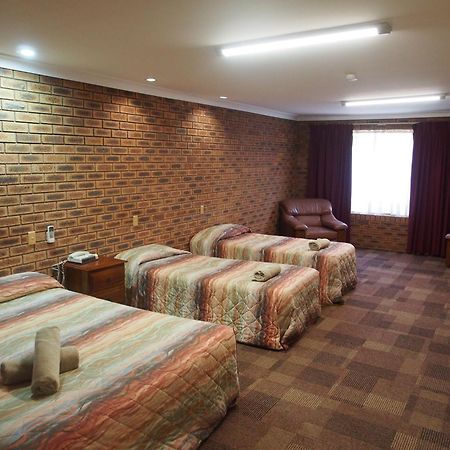 Cobar Town & Country Motor Inn Eksteriør billede