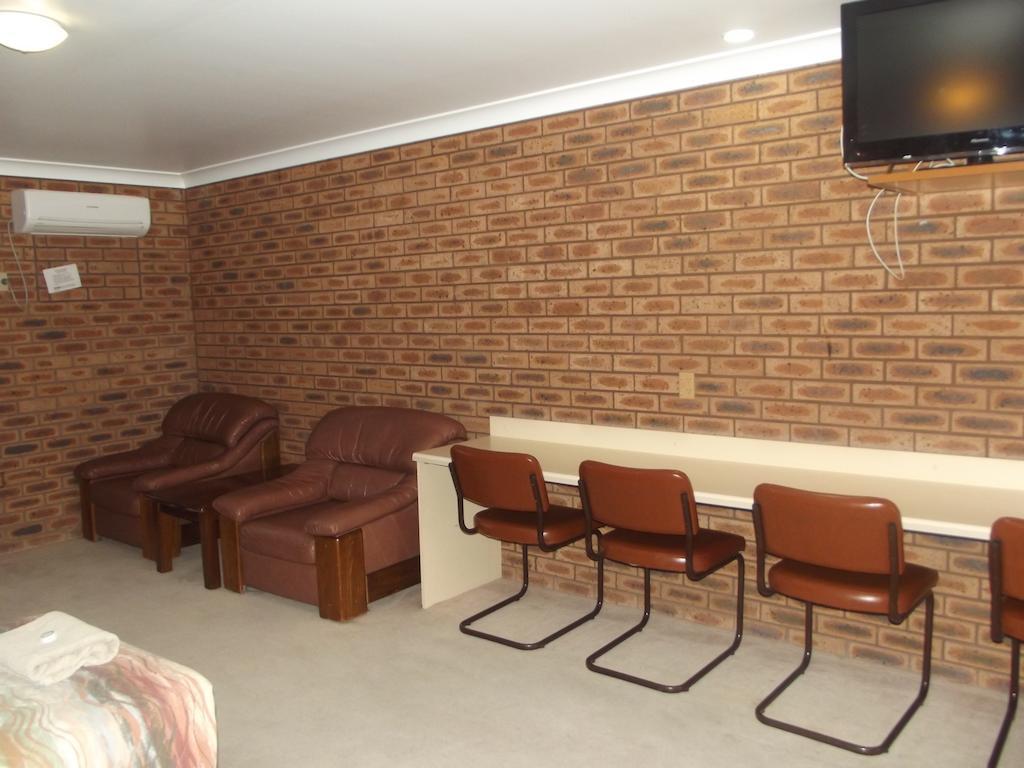 Cobar Town & Country Motor Inn Værelse billede