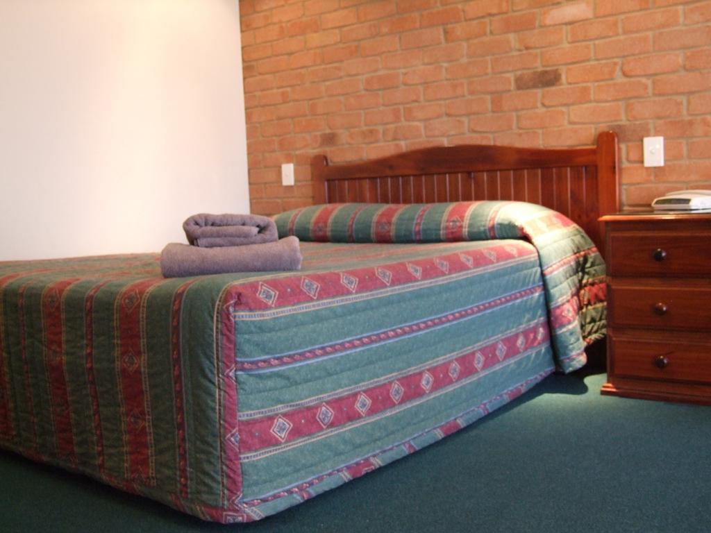 Cobar Town & Country Motor Inn Værelse billede