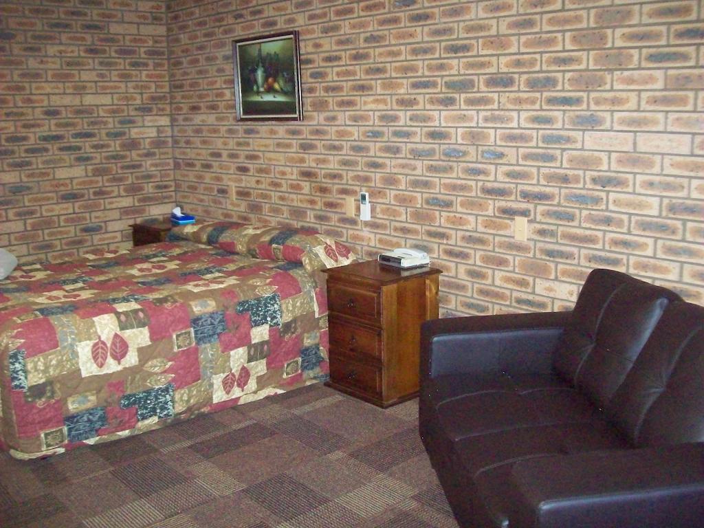 Cobar Town & Country Motor Inn Eksteriør billede