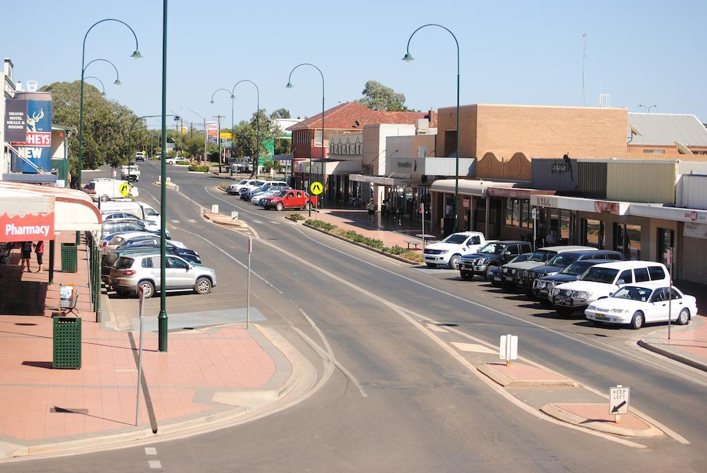 Cobar Town & Country Motor Inn Eksteriør billede